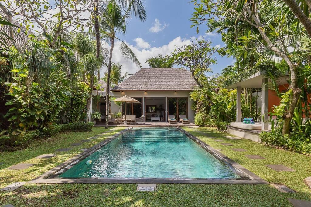 Eshara 123 In Oberoi Our 8 Bedroom With 3 Pool Close To *