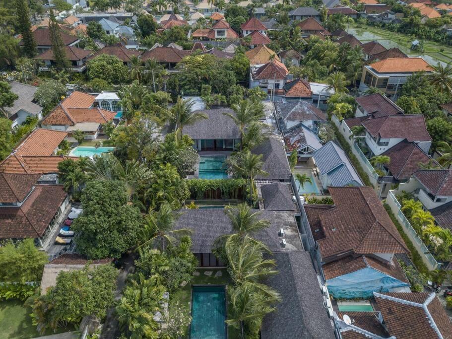 Eshara 123 In Oberoi Our 8 Bedroom With 3 Pool Close To Villa *