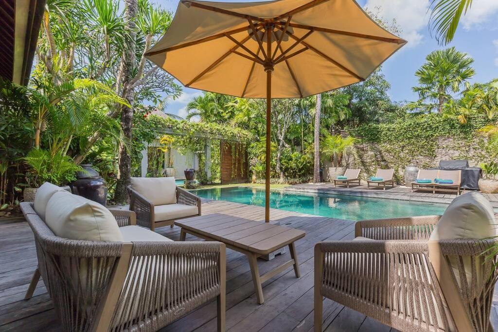 Eshara 123 In Oberoi Our 8 Bedroom With 3 Pool Close To Villa *